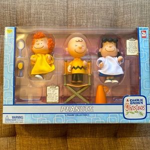 PEANUTS A Charlie Brown Christmas figure collection.